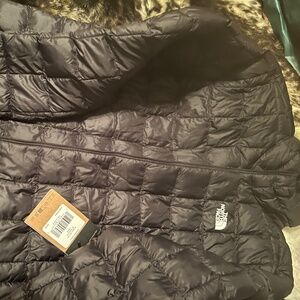 The North Face large men’s black thermoball jacket